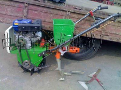 曲阜睿龙多功能汽油播种施肥机 现代高效农业的得力助手